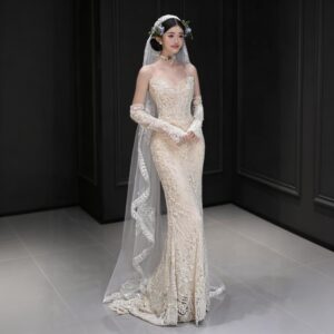 French strapless mermaid wedding dress with vintage lace, heavy embroidery and vintage long veil