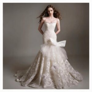 Modern Lace Mermaid Bridal Gown with Sweetheart Neckline and Bow