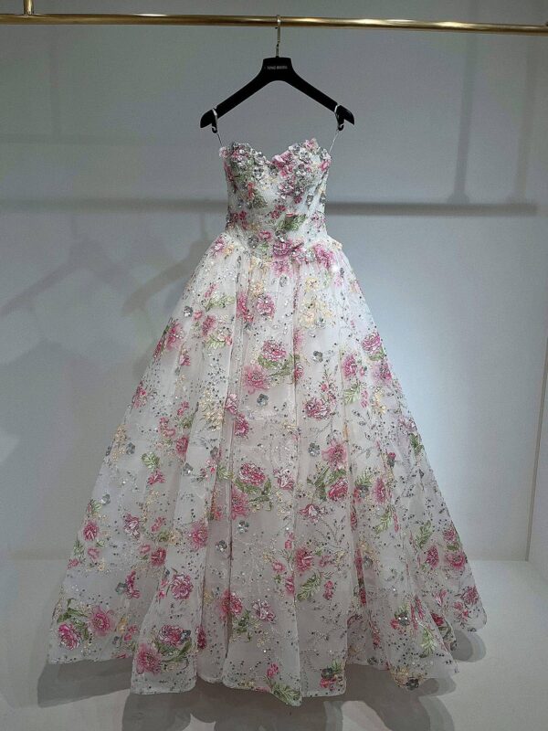 Sparkling Floral Tulle Princess Ball Gown with Sweetheart Neckline