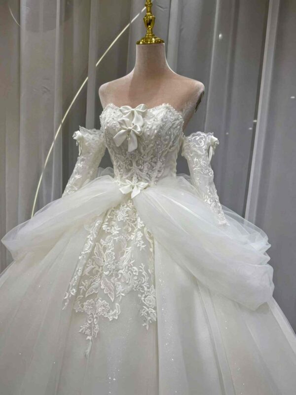 Tulle Ball Gown Wedding Dress- Strapless Bow Bridal Gown