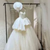 Vintage-Inspired Body-Hugging Trumpet Wedding Dress
