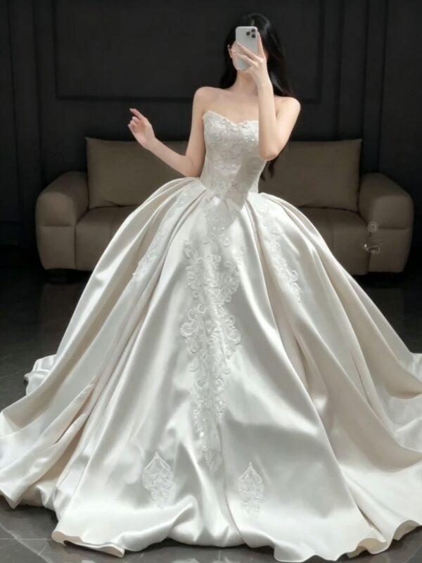 Detachable Sleeve Lace Satin Wedding Dress with Tulle Skirt
