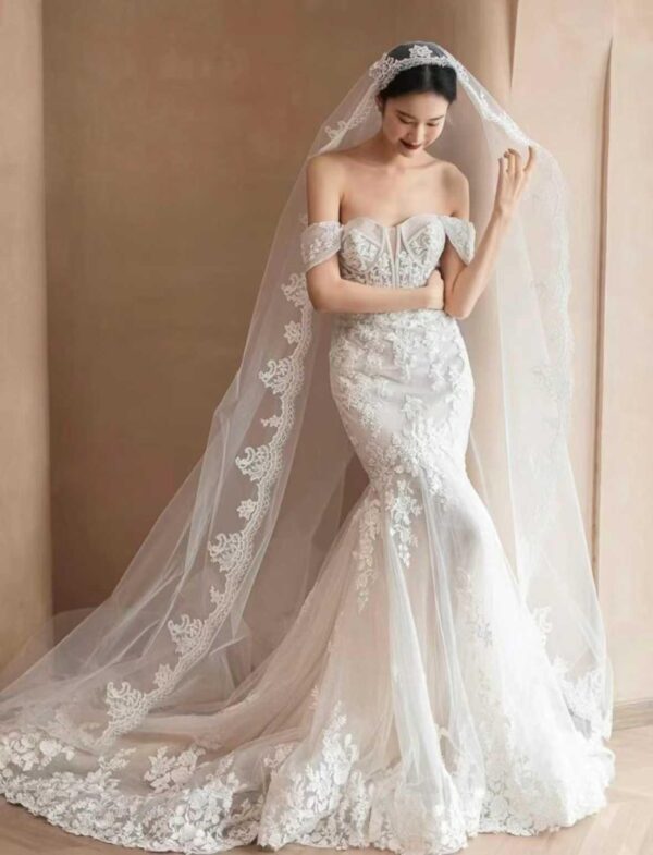 Romantic Lace Mermaid Wedding Dress with Off-the-Shoulder Sleeves and Long Train