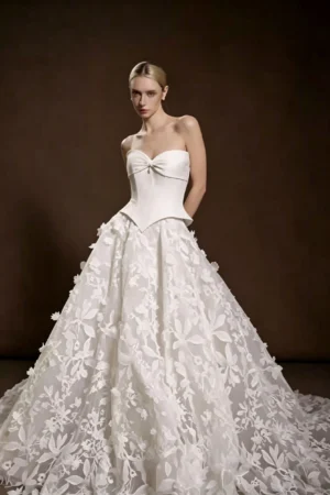 Modern Strapless Sweetheart Satin Corset Wedding Dress featuring 3D Leaf Lace Ball Gown Skirt