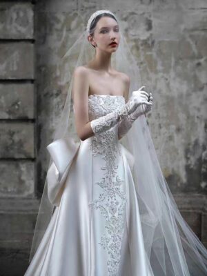 Strapless Mermaid Satin Wedding Dress Oversized Side Big Bow Lace Trim Court Train Minimalist Bridal Gown