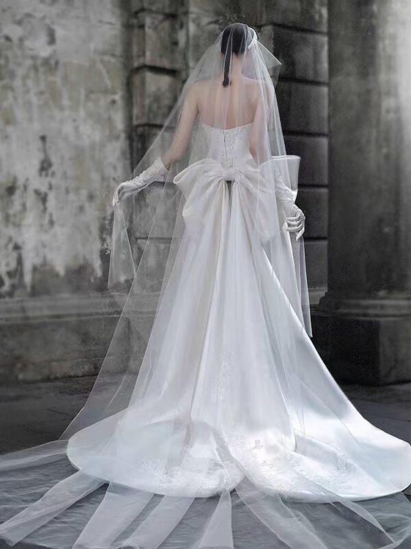 Strapless Mermaid Satin Wedding Dress Oversized Side Big Bow Lace Trim Court Train Minimalist Bridal Gown