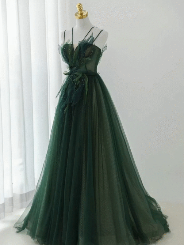 Forest Green Spaghetti Strap Sweet 16 Dress 3D Leaf Tulle Ball Gown