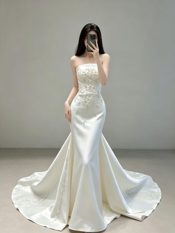 2-in-1 Satin Overskirt Wedding Dress