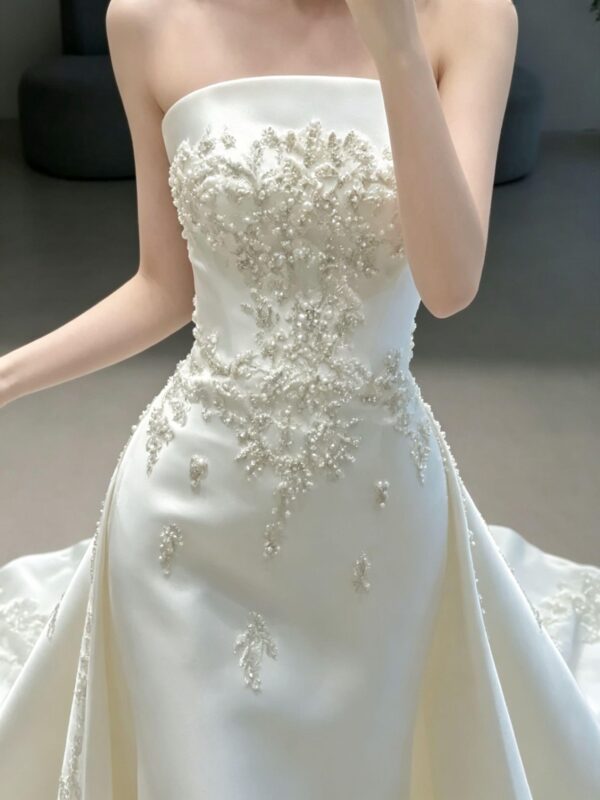 2-in-1 Satin Overskirt Wedding Dress